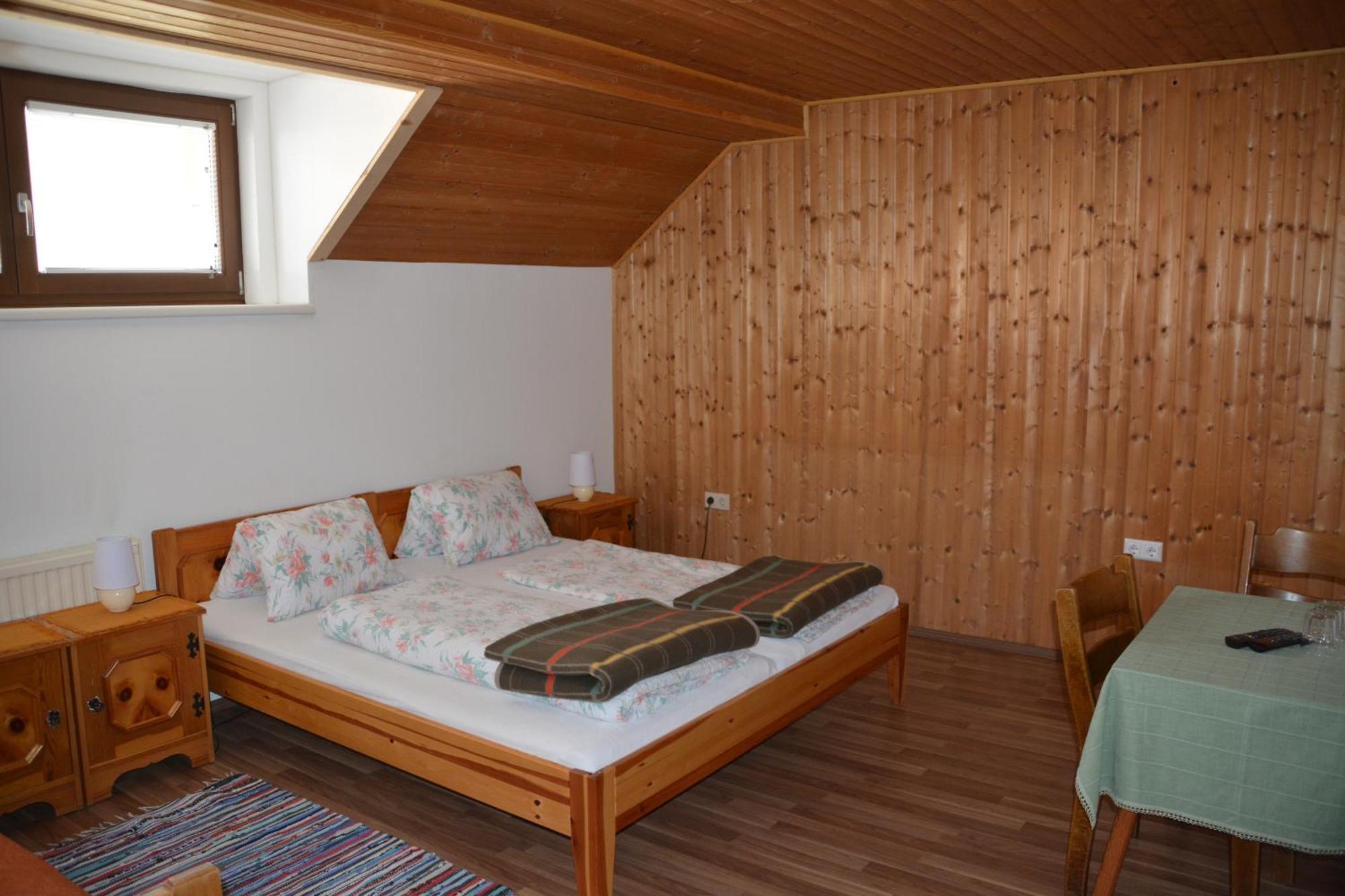 Kronenwirt Gurk Extérieur photo