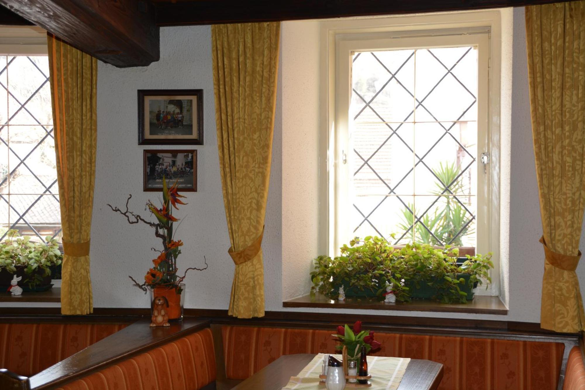 Kronenwirt Gurk Extérieur photo