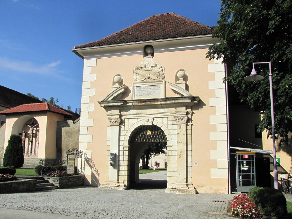 Kronenwirt Gurk Extérieur photo